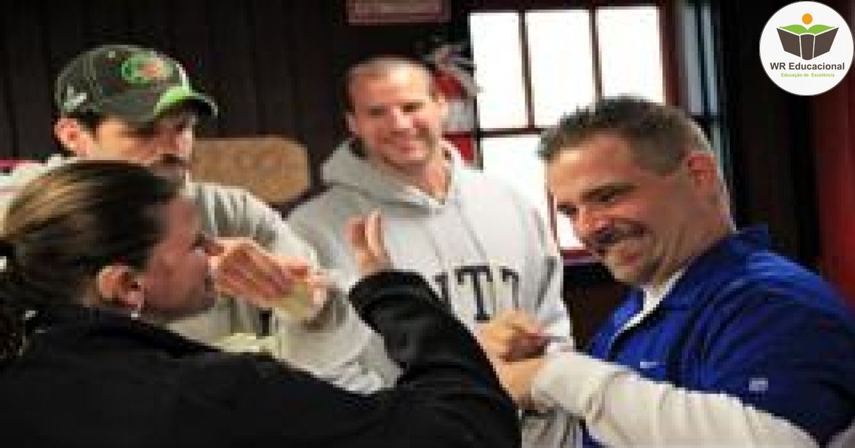 BÁSICO EM EXCELÊNCIA NO ATENDIMENTO À PESSOA COM DEFICIÊNCIA