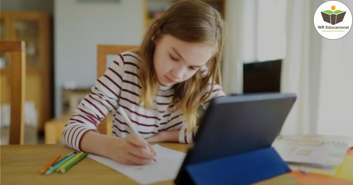 CONCEITOS E HISTÓRIA DA EDUCAÇÃO A DISTÂNCIA NO BRASIL E NO MUNDO