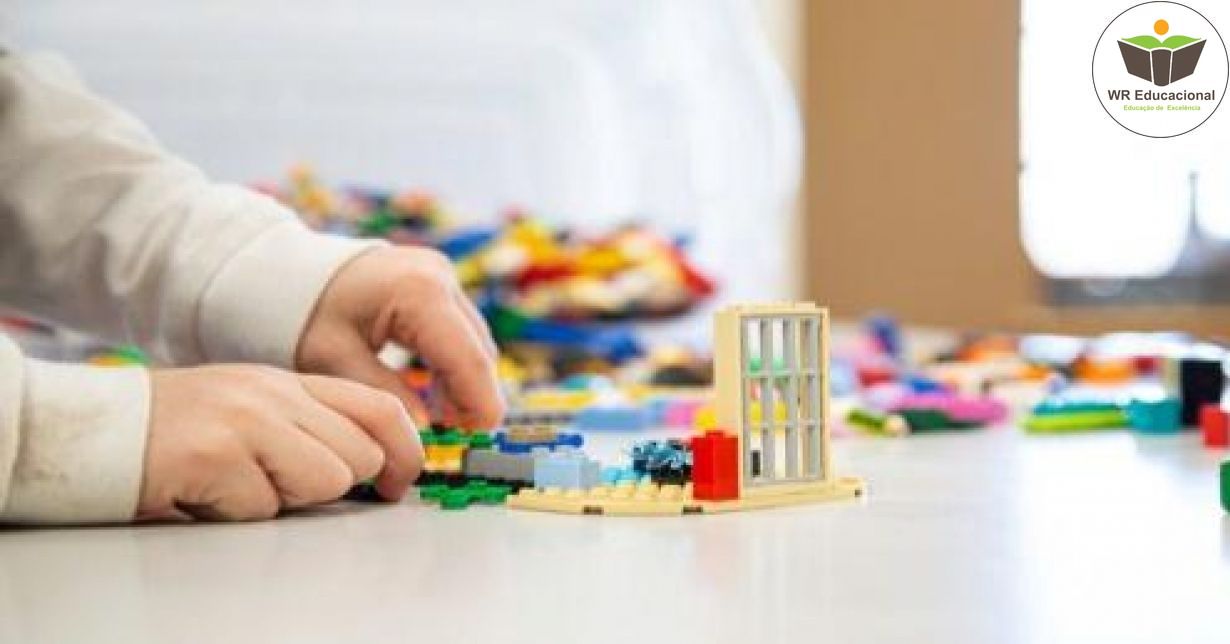 JOGOS E BRINCADEIRAS NA EDUCAÇÃO INFANTIL