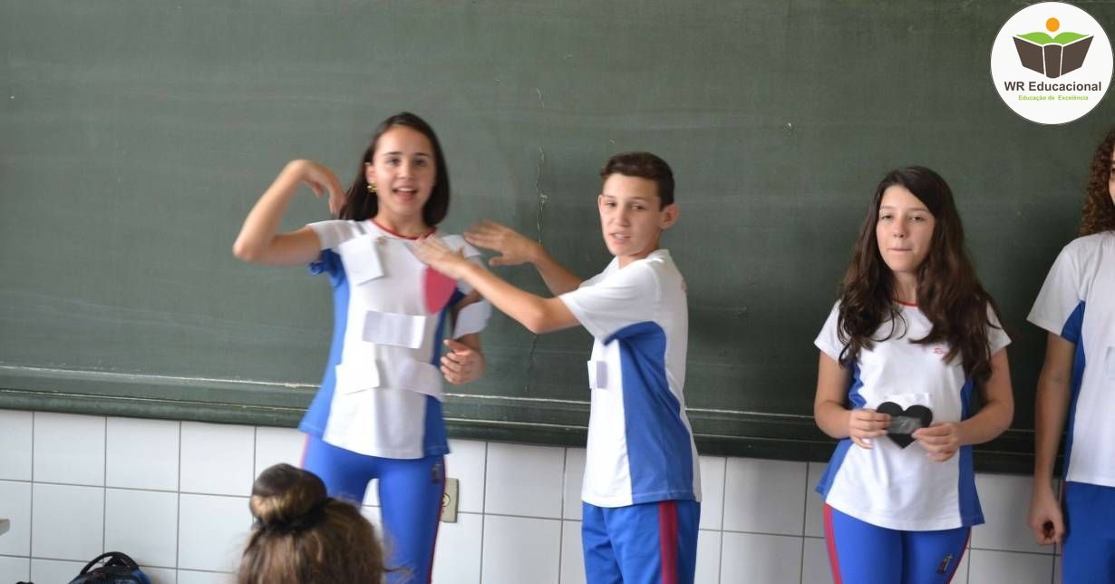 ENSINO RELIGIOSO NAS ESCOLAS